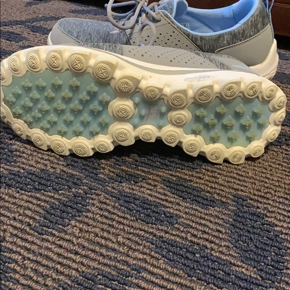 Skechers golf shoes, ladies size 7 - Picture 2 of 4